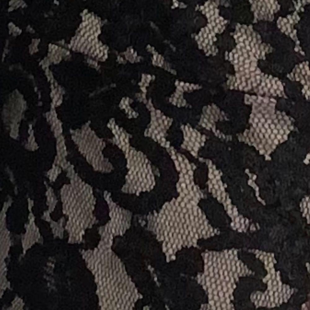 PROM DRESS!! - Picture 2 of 3